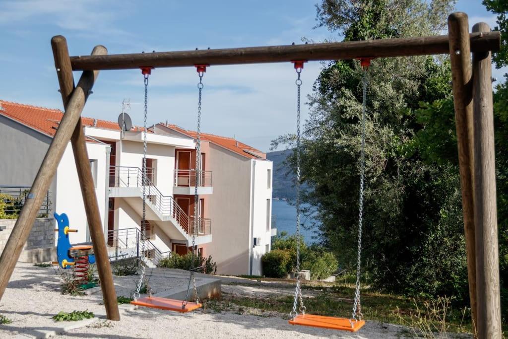 Acacia Hill Apartments Herceg Novi Kültér fotó