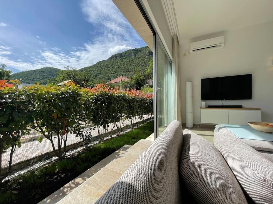 Acacia Hill Apartments Herceg Novi Kültér fotó