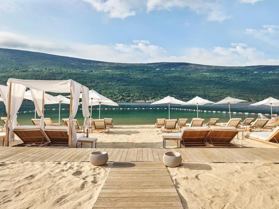 Acacia Hill Apartments Herceg Novi Kültér fotó