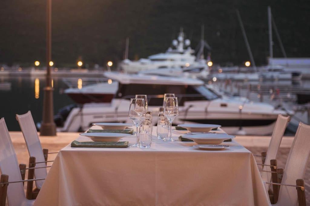 Acacia Hill Apartments Herceg Novi Kültér fotó